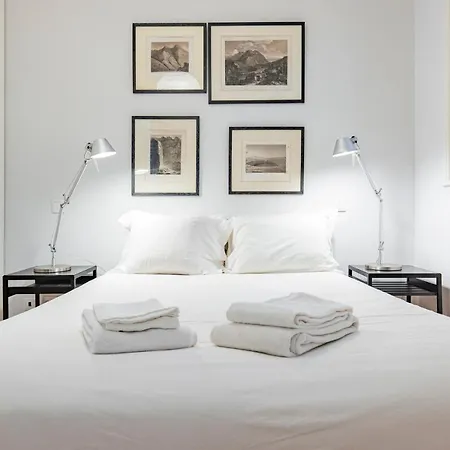 Castelo Design Aparment W/ Balcony & Super View By Lovelystay * 리스본