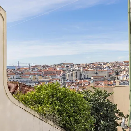 Castelo Design Aparment W/ Balcony & Super View By Lovelystay 리스본