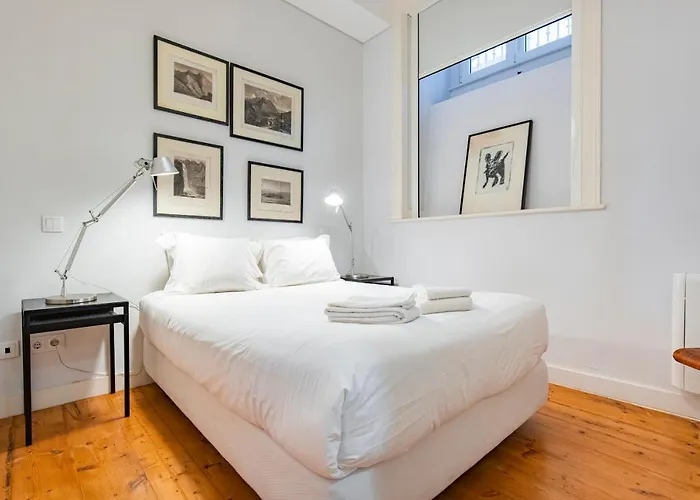 Διαμέρισμα Castelo Design Aparment W/ Balcony & Super View By Lovelystay