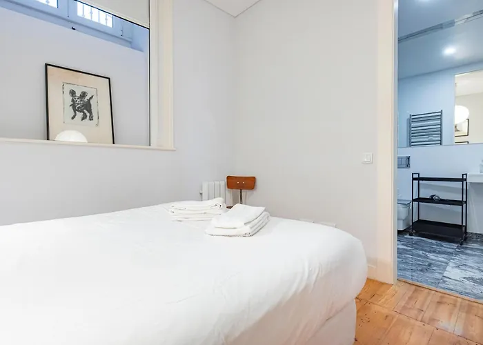 Castelo Design Aparment W/ Balcony & Super View By Lovelystay Διαμέρισμα