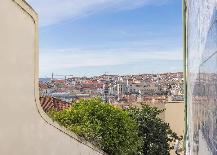 Castelo Design Aparment W/ Balcony & Super View By Lovelystay Lisboa